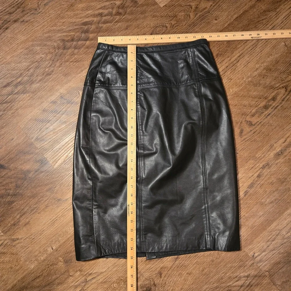 Vintage Black Leather Chaus Skirt 14x25in Chaus Size 10 Chic Made‎ In Uruguay
